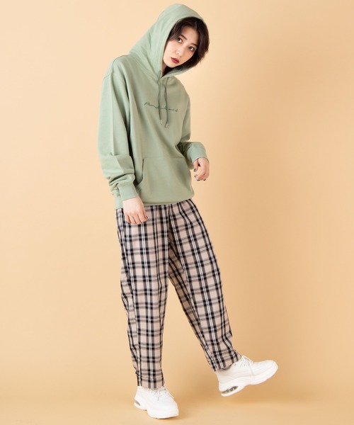 WEGO（ウィゴー）の「WEGO/シンプル刺繍ロゴプルパーカー（パーカー・メンズ・ベージュ/オフホワイト/グリーン・LARGE/SMALL/MEDIUM）」の10枚目の写真