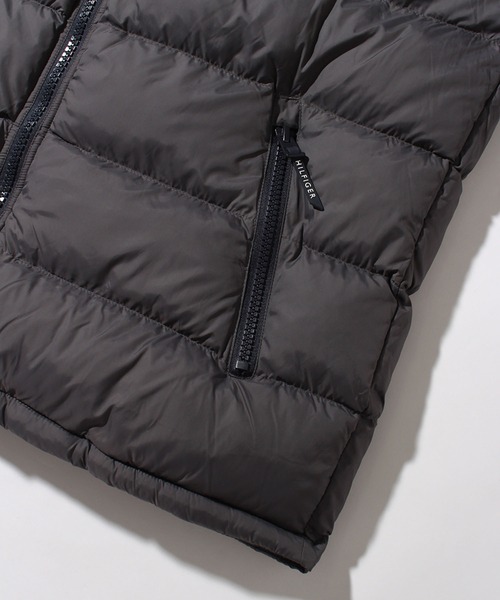 TOMMY HILFIGER（トミーヒルフィガー）の「【TOMMY HILFIGER/トミーヒルフィガー】クラッシックフーディーパファージャケット（ダウンジャケット/コート・メンズ・ネイビー/レッド/ロイヤルブルー/ブラック/ネイビー系1/ブラック系その他/レッド系その他/ブルー系その他/グレー/グレー系1/ライトグレー系・S/M/L/XL/XXL）」の18枚目の写真