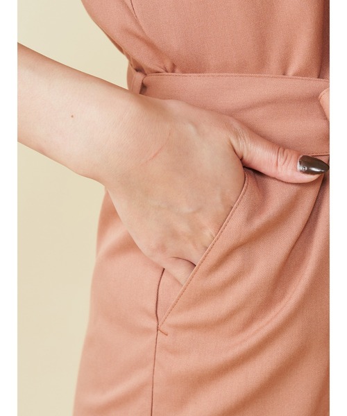 MIIA(ミーア)の「パフスリーブコンビネゾン(サロペット/オーバーオール・レディース・ブラック/オレンジ/ベージュ・FREE)」の18枚目の写真