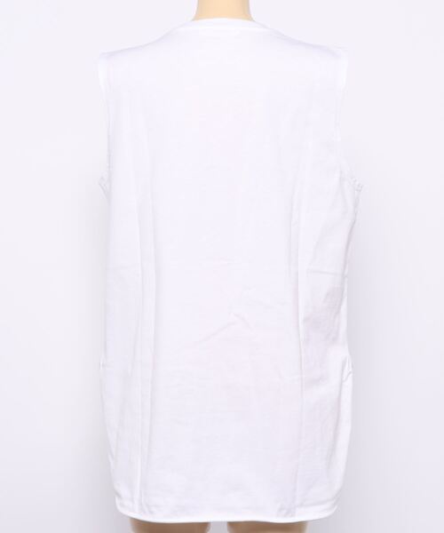 yuw（ユウ）の「２１ヘムノースリーブ　940535（Tシャツ/カットソー・レディース・チャコールグレー/ブラック/オフホワイト/ブルー・FREE）」の11枚目の写真