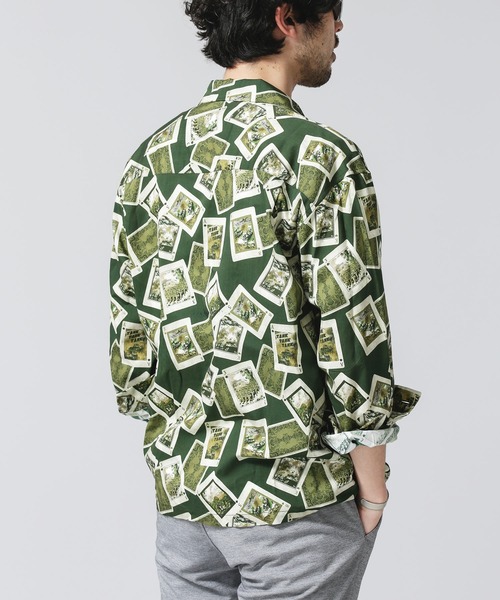 NANO universe（ナノユニバース）の「トランプ総柄　リラックスシャツ　長袖（シャツ/ブラウス・メンズ・ベージュ系その他6/グリーン系その他5・LARGE/MEDIUM/SMALL）」の4枚目の写真