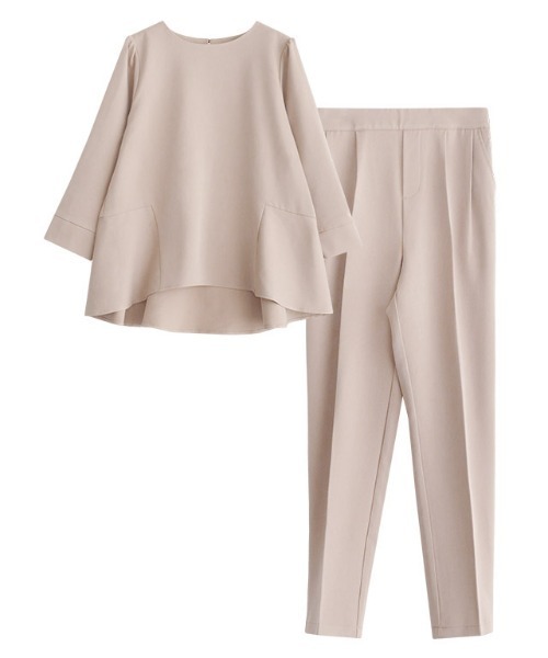 Pierrot（ピエロ）の「バックフレアセットアップ（セットアップ・レディース・ブラック/キャメル/グレイッシュベージュ/ネイビー/グレイッシュブルー/ダークネイビー・M/L/PM）」の10枚目の写真