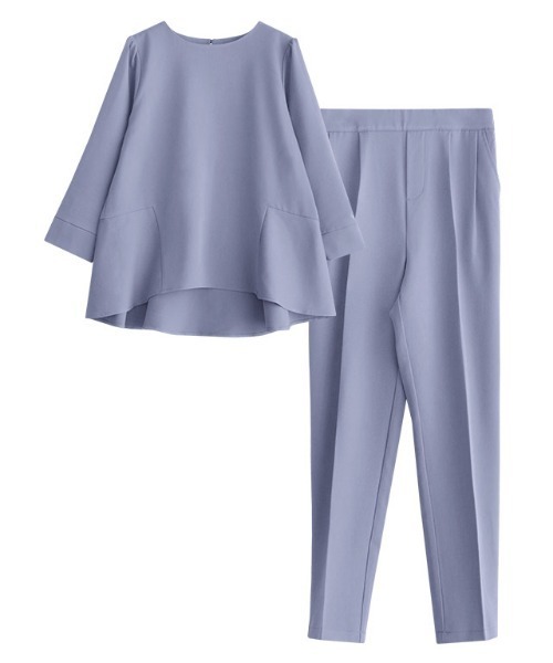 Pierrot（ピエロ）の「バックフレアセットアップ（セットアップ・レディース・ブラック/キャメル/グレイッシュベージュ/ネイビー/グレイッシュブルー/ダークネイビー・M/L/PM）」の8枚目の写真