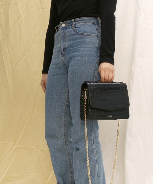D.LAB(ディラップ)の「【D.LAB 】エリーバッグ+ 2ストラップ/ D.LAB Elly bag + 2 Strap(ショルダーバッグ・レディース・ブラック/アイボリー・FREE)」の3枚目の写真