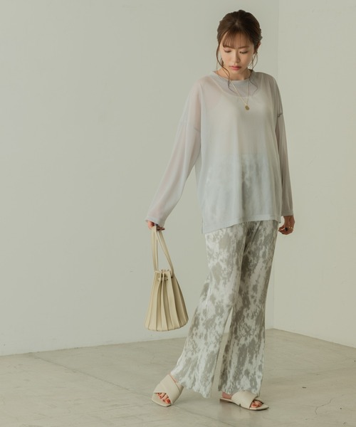 ANGIE(アンジー)の「シアールーズシルエットロンT(長袖)(Tシャツ/カットソー・レディース・ブラック/ライトパープル/ライトグレー・FREE)」の20枚目の写真