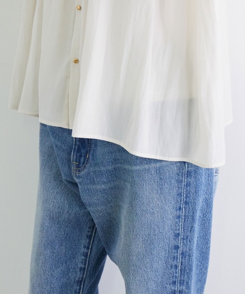 ROPE' PICNIC（ロペピクニック）の「【2WAY】サテン調ギャザーブラウス（シャツ/ブラウス・レディース・ベージュ/オレンジ/ライトグリーン/ラベンダー・38）」の13枚目の写真