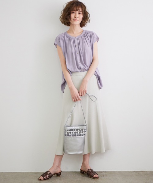 ROPE' PICNIC（ロペピクニック）の「【2WAY】サテン調ギャザーブラウス（シャツ/ブラウス・レディース・ベージュ/オレンジ/ライトグリーン/ラベンダー・38）」の14枚目の写真