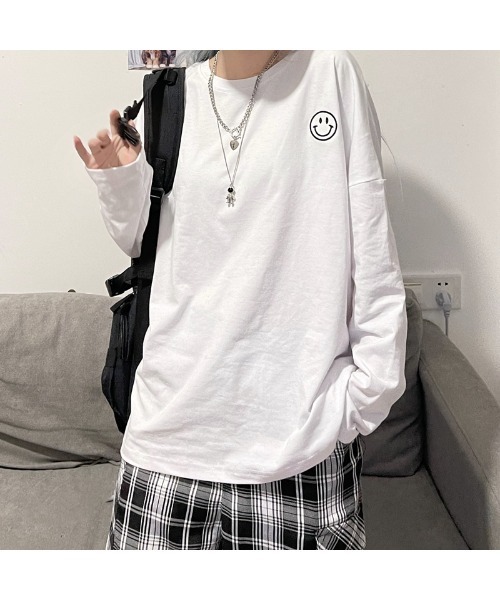 VIBGYOR Women(ヴィブジョー ウィメン)の「【CHW】スマイルポイントビックT(Tシャツ/カットソー・レディース・ホワイト/グリーン/オレンジ/ブラック/ピンク・FREE)」の3枚目の写真