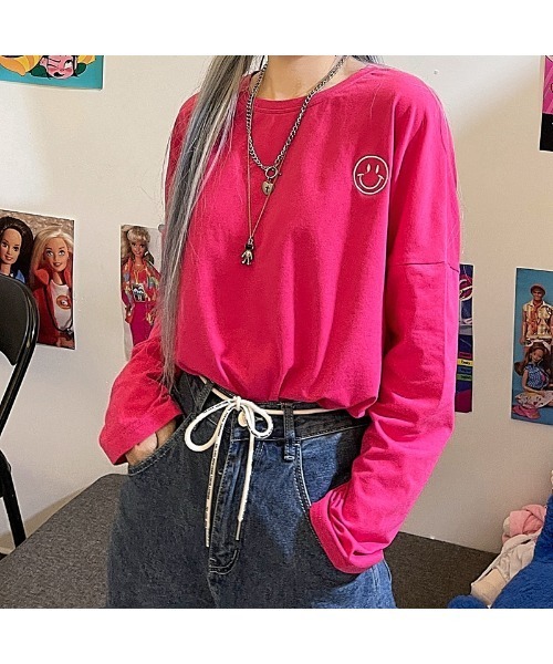 VIBGYOR Women(ヴィブジョー ウィメン)の「【CHW】スマイルポイントビックT(Tシャツ/カットソー・レディース・ホワイト/グリーン/オレンジ/ブラック/ピンク・FREE)」の2枚目の写真