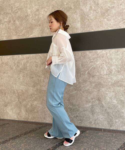 MAJESTIC LEGON（マジェスティックレゴン）の「アソート抜け感シャツ（シャツ/ブラウス・レディース・オフホワイト/ブルー/A/ブルー系その他2・SMALL/MEDIUM）」の9枚目の写真