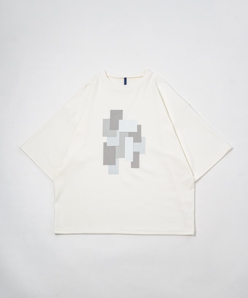 DOOPZ（ドープス）の「Graphic Loose T-shirt（Tシャツ/カットソー・メンズ・ホワイト/ブラック・SMALL/MEDIUM/LARGE）」の2枚目の写真