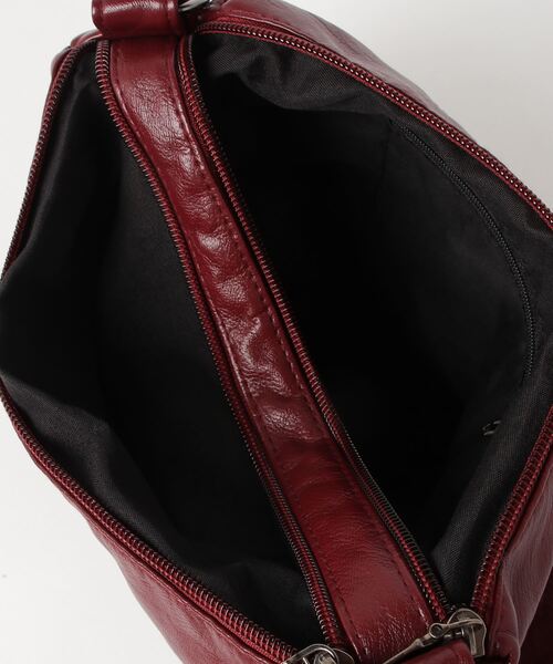 SFW（エスエフダブリュー）の「レザータッチ トート&ショルダーバッグ（ショルダーバッグ・レディース・グレー/ゴールド/ブラック/ブルー/レッド/ブラウン/パープル・FREE）」の10枚目の写真