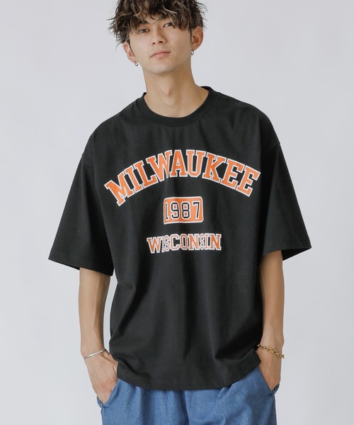 Beno（ビーノ）の「ビンテージ カレッジロゴ プリント Tシャツ 【MILWAUKEE】（Tシャツ/カットソー・メンズ・ブラック/オフホワイト/サックスブルー/アイボリー/ラベンダー/オートミール・M/L）」の4枚目の写真