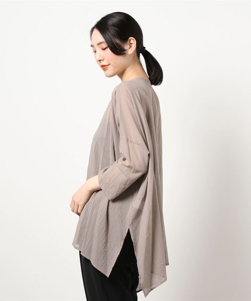 SALON adam et rope'（サロン アダム エ ロペ）の「【WEB限定カラー】［選べる6色］リラックスシアースキッパーシャツ（シャツ/ブラウス・レディース・ブルー系その他4/ホワイト/ピンク/ベージュ/ダークブラウン/ブラック・FREE）」の11枚目の写真