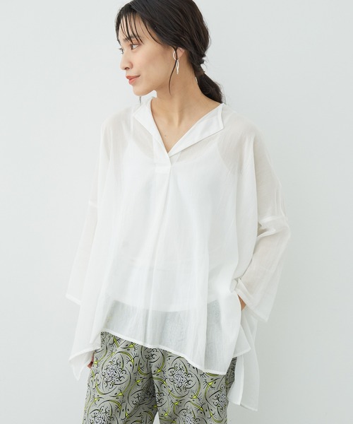 SALON adam et rope'（サロン アダム エ ロペ）の「【WEB限定カラー】［選べる6色］リラックスシアースキッパーシャツ（シャツ/ブラウス・レディース・ブルー系その他4/ホワイト/ピンク/ベージュ/ダークブラウン/ブラック・FREE）」の2枚目の写真