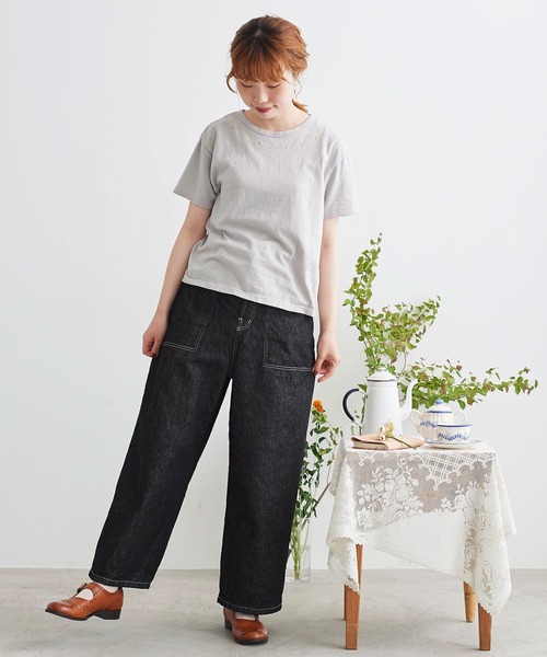 chambre de charme(シャンブルドゥシャーム)の「cdc 小さなお花刺繍T(Tシャツ/カットソー・レディース・ライトグレー/ホワイト・FREE)」の4枚目の写真