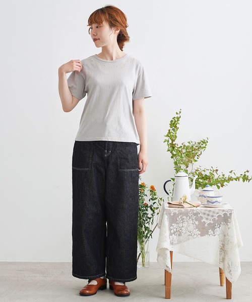 chambre de charme(シャンブルドゥシャーム)の「cdc 小さなお花刺繍T(Tシャツ/カットソー・レディース・ライトグレー/ホワイト・FREE)」の6枚目の写真