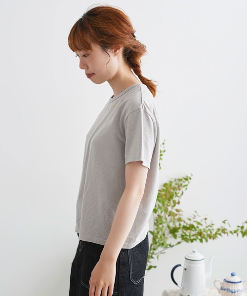 chambre de charme(シャンブルドゥシャーム)の「cdc 小さなお花刺繍T(Tシャツ/カットソー・レディース・ライトグレー/ホワイト・FREE)」の9枚目の写真