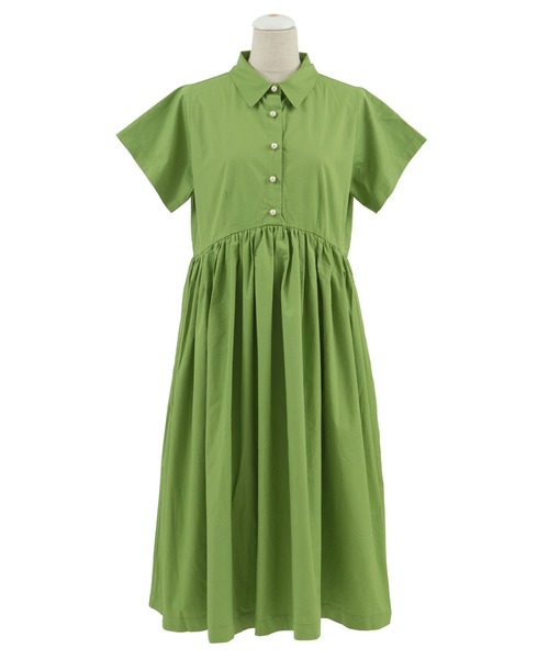 PUNYUS(プニュズ)の「パールボタンシャツワンピース(ワンピース・レディース・ベージュ/サックスブルー/ブラック/グリーン・1/2/4/3)」の15枚目の写真