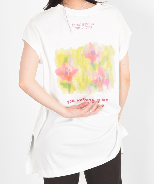 w closet（ダブルクローゼット）の「アートプリントチュニックTee（Tシャツ/カットソー・レディース・オフホワイト/ベージュ・FREE）」の5枚目の写真