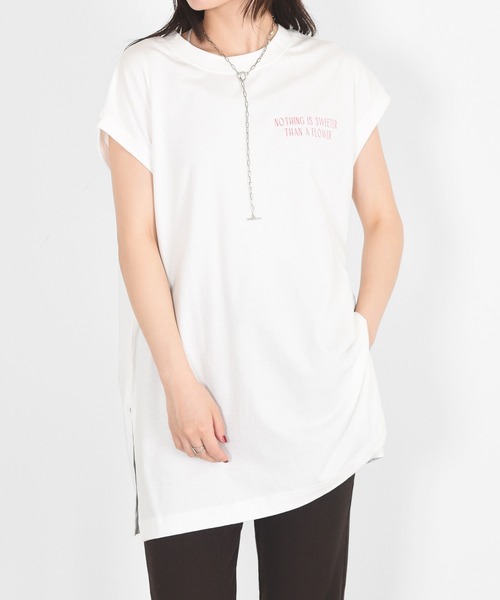 w closet（ダブルクローゼット）の「アートプリントチュニックTee（Tシャツ/カットソー・レディース・オフホワイト/ベージュ・FREE）」の10枚目の写真