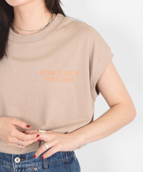 w closet（ダブルクローゼット）の「アートプリントチュニックTee（Tシャツ/カットソー・レディース・オフホワイト/ベージュ・FREE）」の17枚目の写真