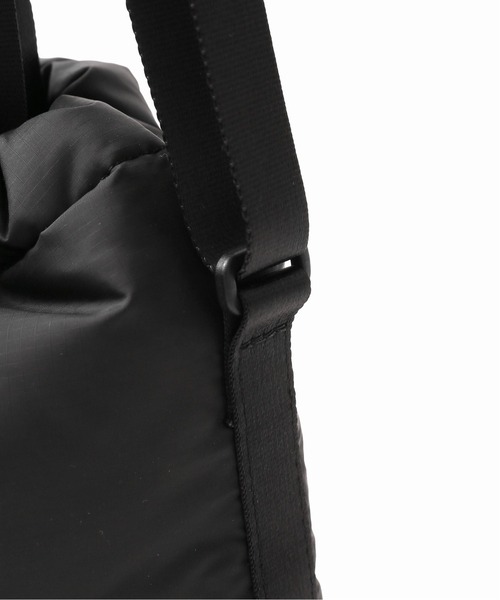 BAGSINPROGRESS(バッグズインプログレス)の「【BAGS IN PROGRESS】NEW BUCKETSHOULDER PADDED:ショルダーバッグ◆(ショルダーバッグ・レディース・ブラック/ベージュ・FREE)」の17枚目の写真