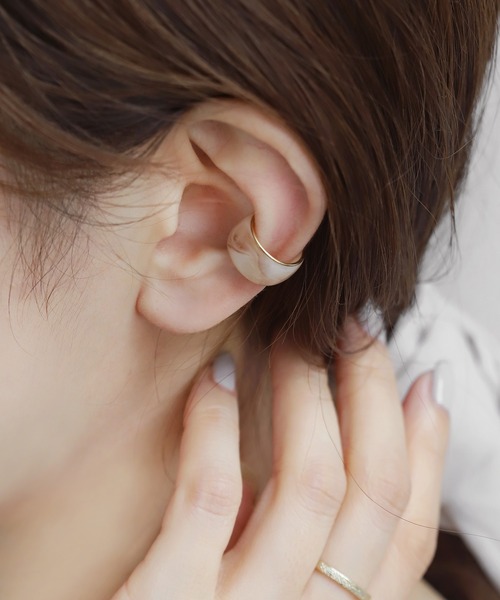 ANEMONE（アネモネ）の「クリアマーブルワイドイヤーカフ（イヤーカフ・レディース・ブラウン/ライトブラウン/ライトピンク・FREE）」の3枚目の写真