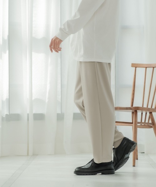 improves（インプローブス）の「ダイバー素材 バルーンシルエット イージーパンツ（その他パンツ・メンズ・ブラック/オフホワイト/グレイッシュベージュ・MEDIUM/LARGE）」の5枚目の写真