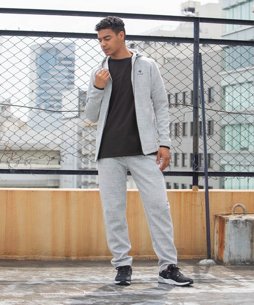 le coq sportif（ルコックスポルティフ）の「【サイクリング】エアスタイリッシュサイクリングシェルジャケット－Soft－【Glambike】 シェルジャケット サイクリングウェア スポーツウェア（スウェット・メンズ・ブラック/杢グレー・S/XL/L/M）」の4枚目の写真