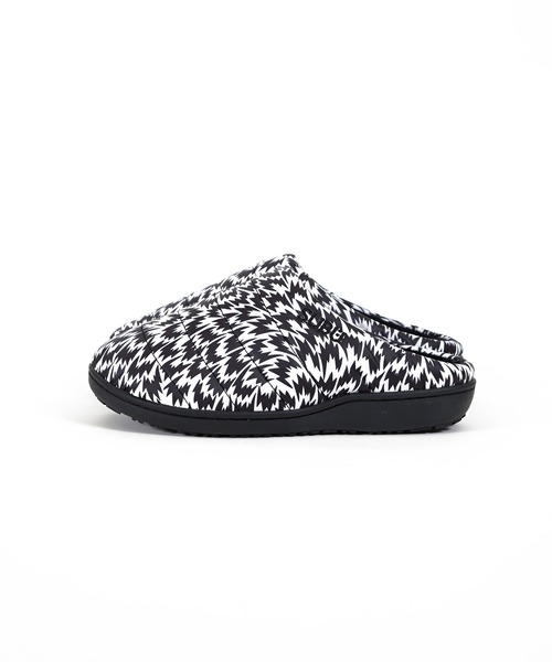 SUBU(スブ)の「SUBU ELEY KISHIMOTO SANDAL CONCEPT COLLECTION(その他シューズ・レディース・グリーン系カモフラージュ/ホワイト系その他/ブラウン系その他/ブルー系その他・1/2/0/4/3/00)」の2枚目の写真