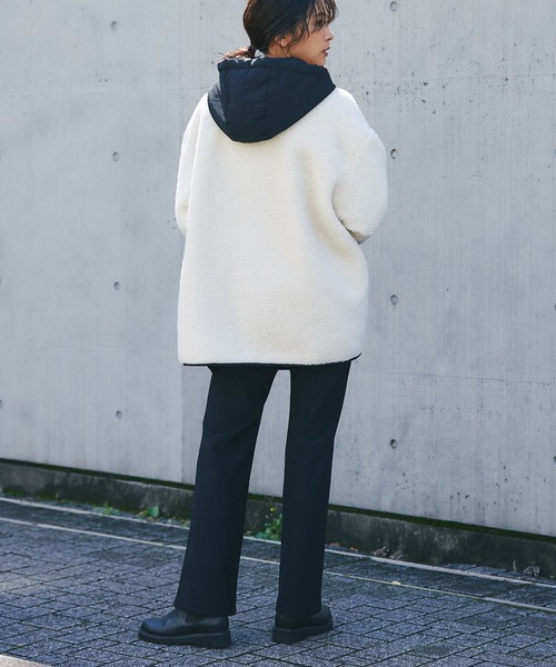 RIVE DROITE（リヴドロワ）の「《2サイズ展開》カジュアルなタウンユースにぴったり　ストレッチウォームフレアーパンツ（その他パンツ・レディース・ブラック・36/38）」の8枚目の写真