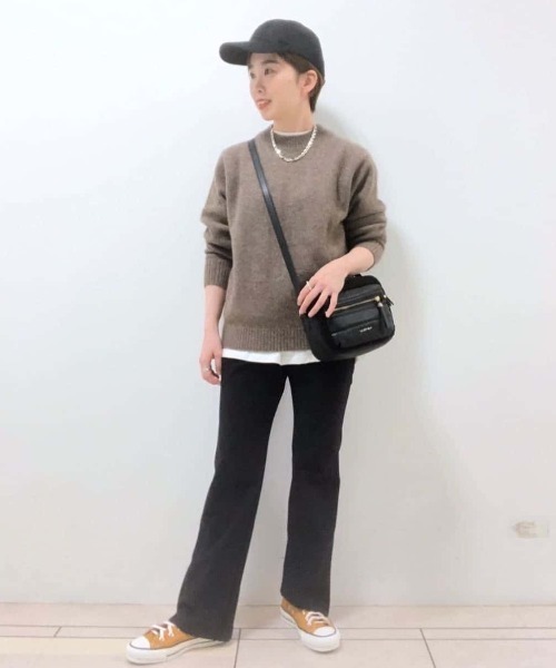 RIVE DROITE（リヴドロワ）の「《2サイズ展開》カジュアルなタウンユースにぴったり　ストレッチウォームフレアーパンツ（その他パンツ・レディース・ブラック・36/38）」の22枚目の写真