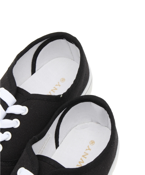 WEGO（ウィゴー）の「WEGO/レースアップスニーカー（スニーカー・レディース・ホワイト/ブラック/ネイビー/イエロー/サックスブルー/パープル/ピンク/ブルー/イエロー系その他/その他1/ブラック系その他/オレンジ/ピンク系その他・MEDIUM/LARGE）」の15枚目の写真