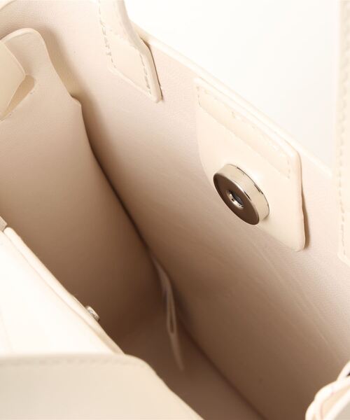 CIAOPANIC（チャオパニック）の「2WAYスクエアショルダーバッグ（ショルダーバッグ・レディース・ブラック/ライム/アイボリー・FREE）」の22枚目の写真