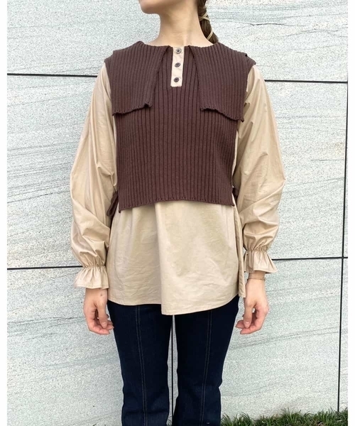 A de a.v.v(アードアー・ヴェ・ヴェ)の「レイヤード風ニットベストブラウス(Tシャツ/カットソー・レディース・ミント/ベージュ/ホワイト・39)」の7枚目の写真