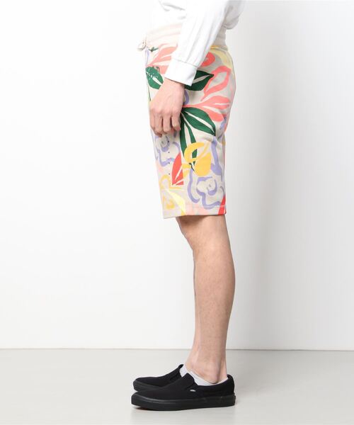 GAP（ギャップ）の「フレンチテリー フローラル ショートパンツ (ユニセックス)（その他パンツ・メンズ・その他・M/L/XL/S/XXS/XS）」の2枚目の写真