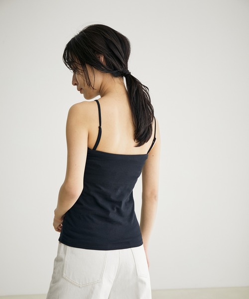 SALON adam et rope'（サロン アダム エ ロペ）の「【TRUE COTTON】カップ付きチューブトップ/ベアトップ（チューブトップ・レディース・ホワイト/ブラック/ベージュ・FREE）」の7枚目の写真