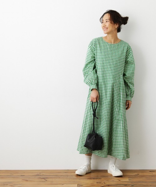 RODEO CROWNS WIDE BOWL(ロデオクラウンズワイドボウル)の「ギンガムチェックオーバーワンピース(ワンピース・レディース・ブラック系その他/グリーン系その他・FREE)」の16枚目の写真