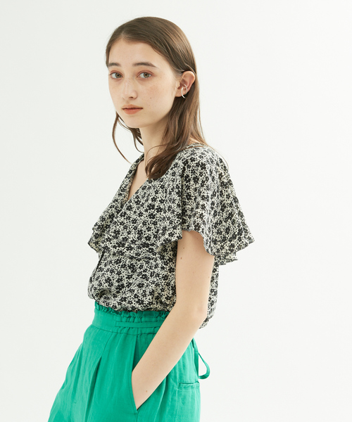 Rouge vif Anna(ルージュヴィフアンナ)の「【セットアップ対応】フラワープリントケープブラウス(シャツ/ブラウス・レディース・オフホワイト・フリー)」の15枚目の写真