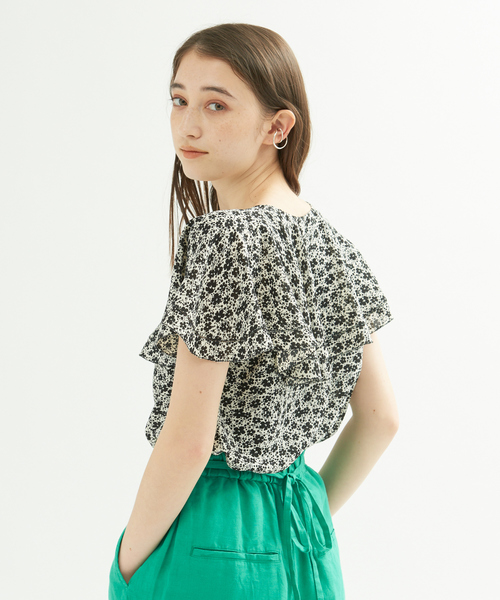 Rouge vif Anna(ルージュヴィフアンナ)の「【セットアップ対応】フラワープリントケープブラウス(シャツ/ブラウス・レディース・オフホワイト・フリー)」の9枚目の写真