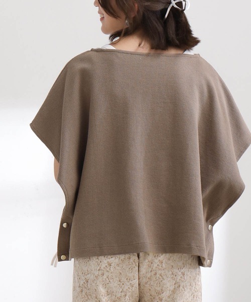 Bou Jeloud(ブージュルード)の「【WEB限定】Vネックロングジャンスカ+ポンチョセット(ワンピース・レディース・ブラック/グレー/オフホワイト/モカ・M/L)」の12枚目の写真