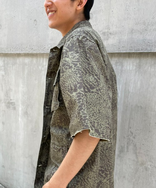 CIAOPANIC（チャオパニック）の「ミリタリーミックスに、カモフラージュプリント半袖ルーズシャツ（シャツ/ブラウス・メンズ・オリーブ/アイボリー・MEDIUM/LARGE）」の14枚目の写真