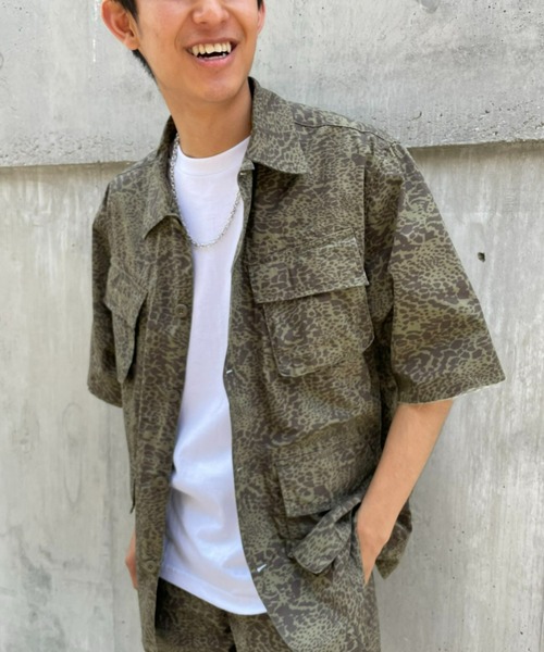 CIAOPANIC（チャオパニック）の「ミリタリーミックスに、カモフラージュプリント半袖ルーズシャツ（シャツ/ブラウス・メンズ・オリーブ/アイボリー・MEDIUM/LARGE）」の12枚目の写真