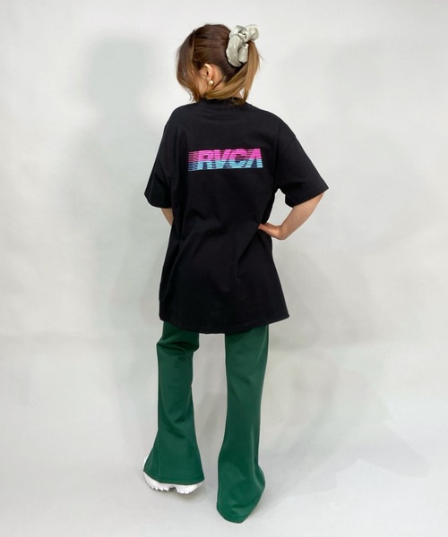 RVCA(ルーカ)の「RVCA/ルーカ ビッグシルエット/オーバーサイズ/バックプリントTシャツ BC043-P20(Tシャツ/カットソー・レディース・パープル/ホワイト/ブラック・M/L/S)」の7枚目の写真