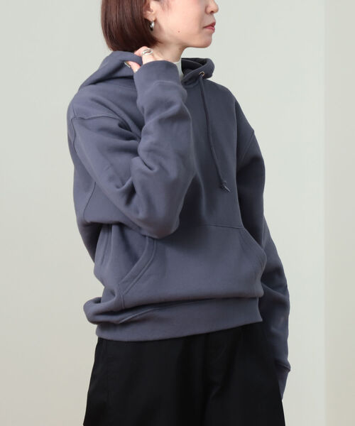 BEAMS BOY（ビームスボーイ）の「SCREEN STARS × BEAMS BOY / 別注 ピグメント パーカ 22FW（パーカー・レディース・ダークグリーン/チャコールグレー/サックスブルー/レッド系その他7・ONE SIZE）」の6枚目の写真