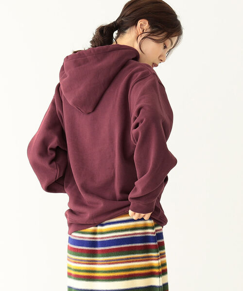 BEAMS BOY（ビームスボーイ）の「SCREEN STARS × BEAMS BOY / 別注 ピグメント パーカ 22FW（パーカー・レディース・ダークグリーン/チャコールグレー/サックスブルー/レッド系その他7・ONE SIZE）」の15枚目の写真