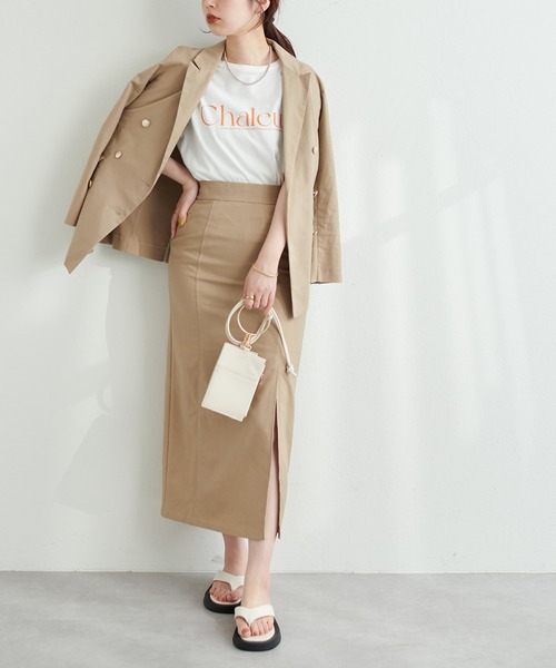 natural couture（ナチュラルクチュール）の「長さ変えれる綿麻スリットナロースカート（スカート・レディース・ベージュ/ライトベージュ/ネイビー/サックスブルー・FREE）」の2枚目の写真