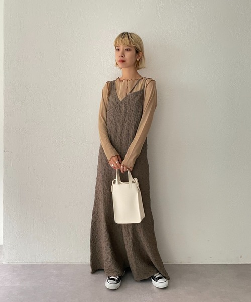 CIAOPANIC(チャオパニック)の「フクレジャガードアシメキャミワンピース(ワンピース・レディース・ブラック/ダークグリーン/モカ・FREE/0)」の17枚目の写真