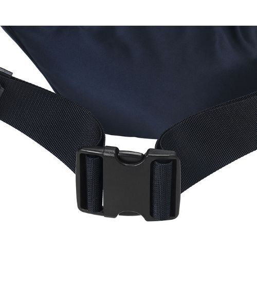 PORTER（ポーター）の「タンカー ウエストバッグ(L)（ボディバッグ/ウエストポーチ・メンズ・ブラック/セージグリーン・FREE）」の12枚目の写真